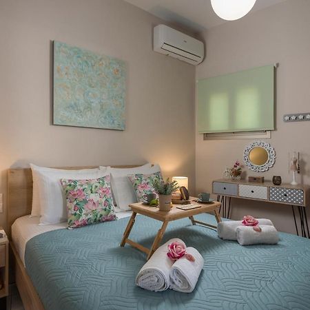 Floral Beach Apt With Lux Extras & Special Treats Kolymbari Exterior foto