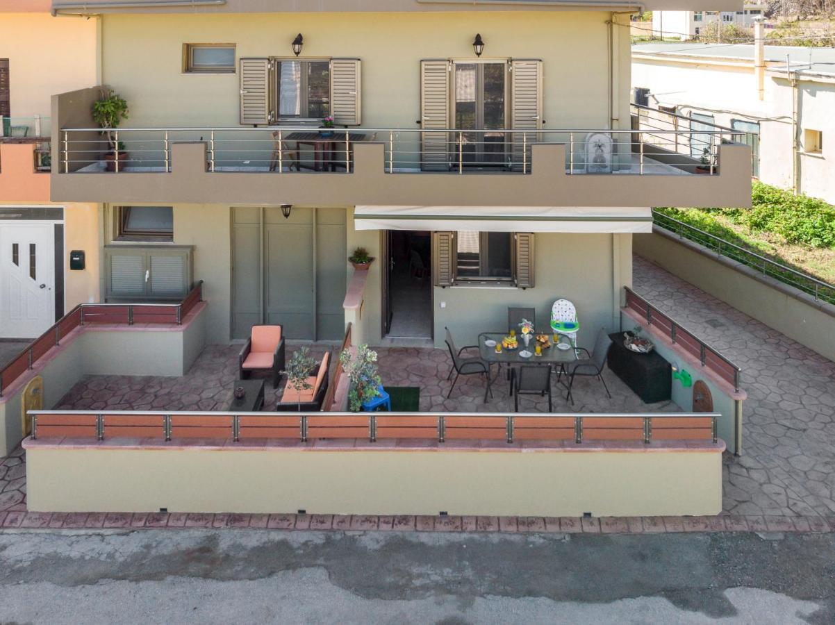 Floral Beach Apt With Lux Extras & Special Treats Kolymbari Exterior foto